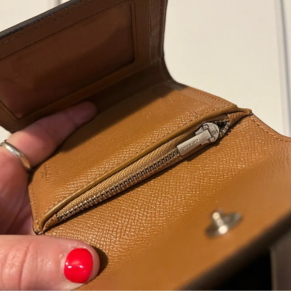Coach Pink and Cream Leather Wallet - Picture 5 of 8